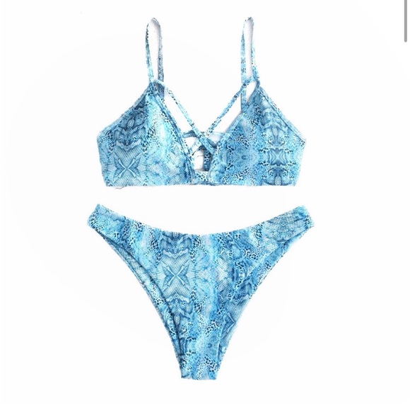Worn once Zaful padded leopard & Snake print bikini - Picture 1 of 5